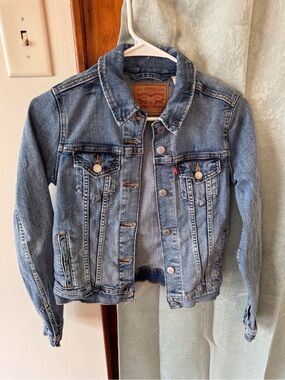 Levi's Light Blue Denim Jacket with Chest Pockets